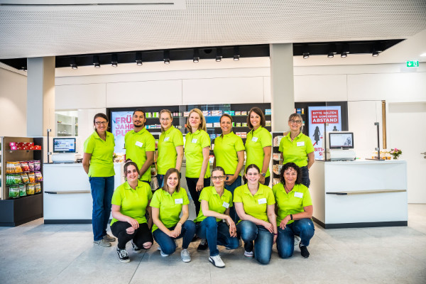 Team der ABF-Apotheke Gebhardtstraße Fürth.